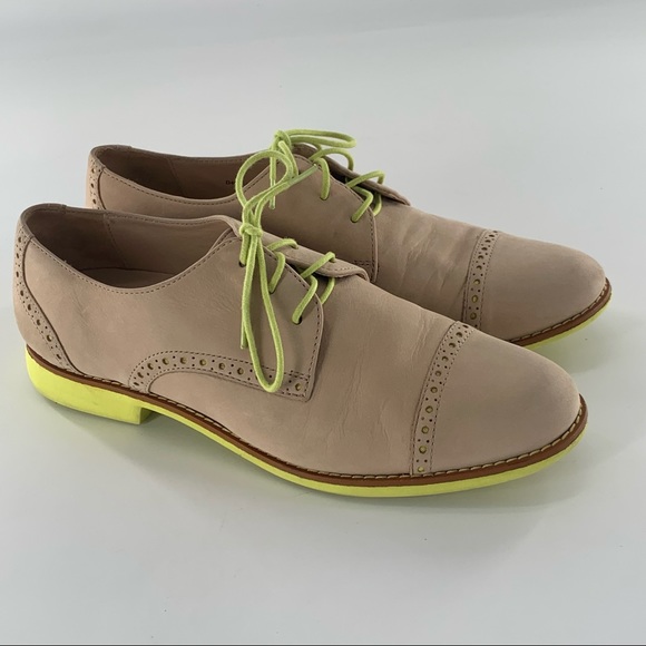 Cole Haan Shoes | Cole Haan Gramercy Suede Cap Toe Oxford | Color: Cream/Yellow | Size: 8.5 | Vickibrower's Closet